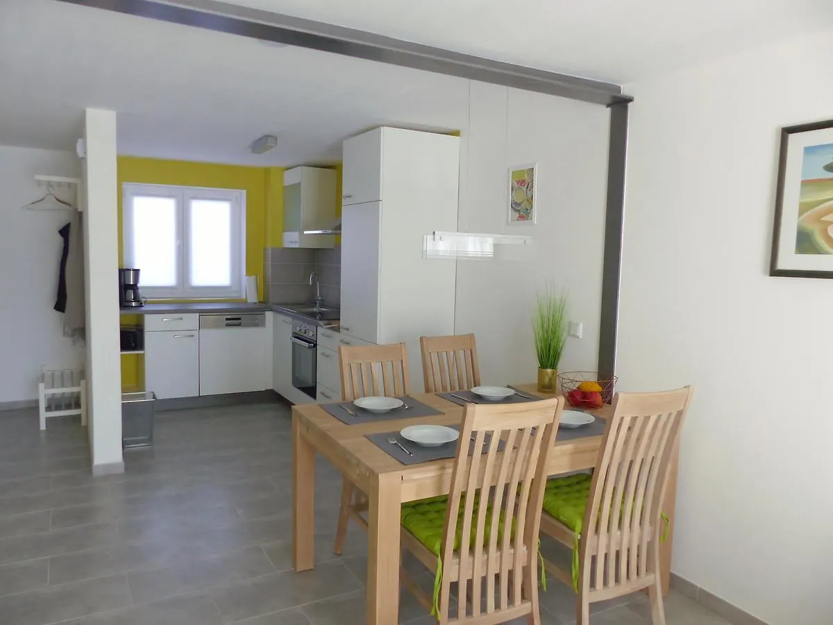Apartment Ferienwohnungen Flora Bad Windsheim