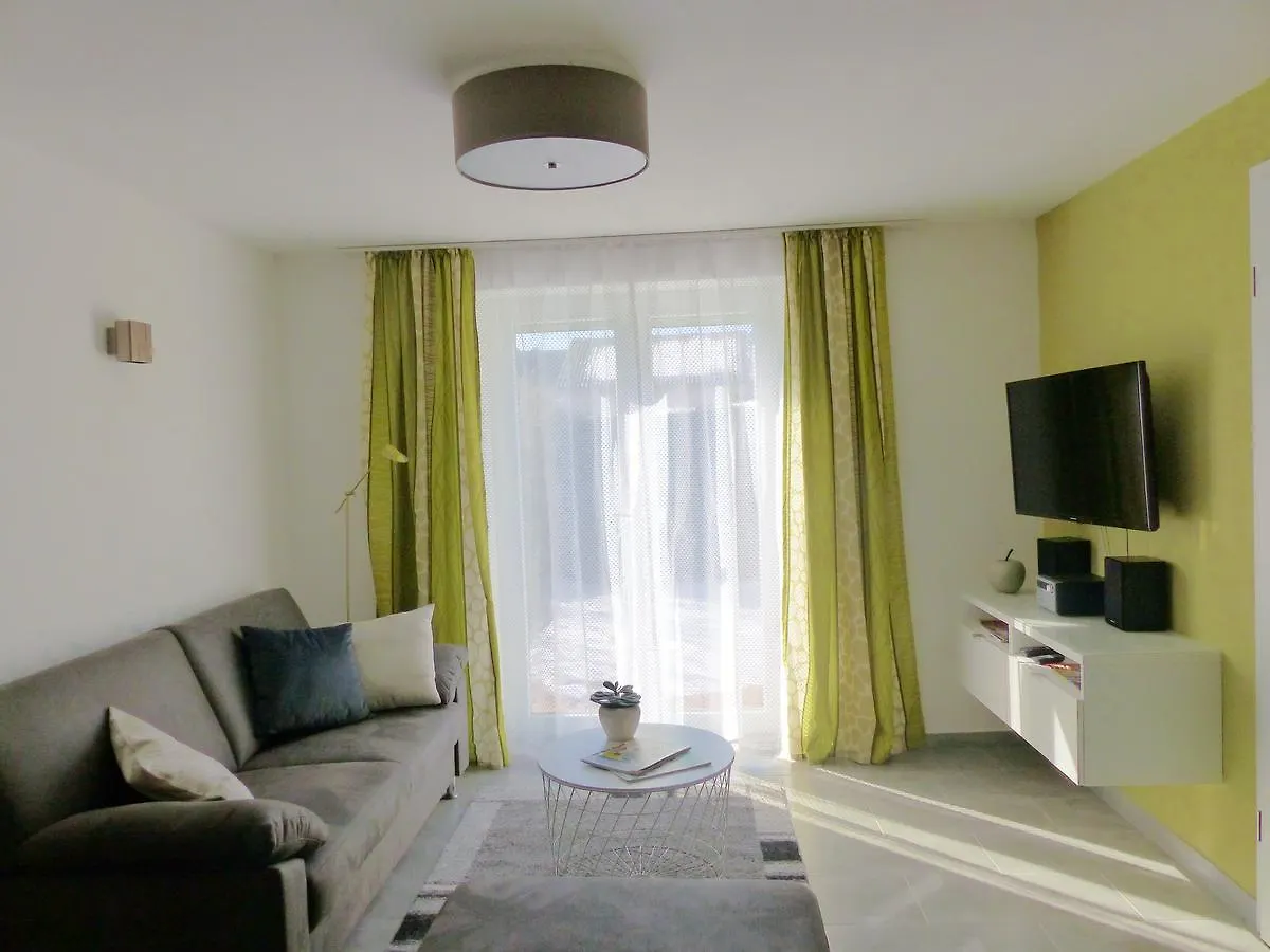 Apartment Ferienwohnungen Flora Bad Windsheim Germany
